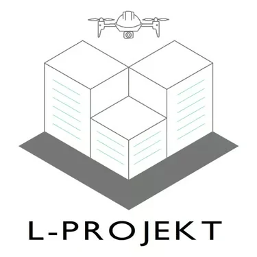 Logo L-PROJEKT z budynkami i dronem